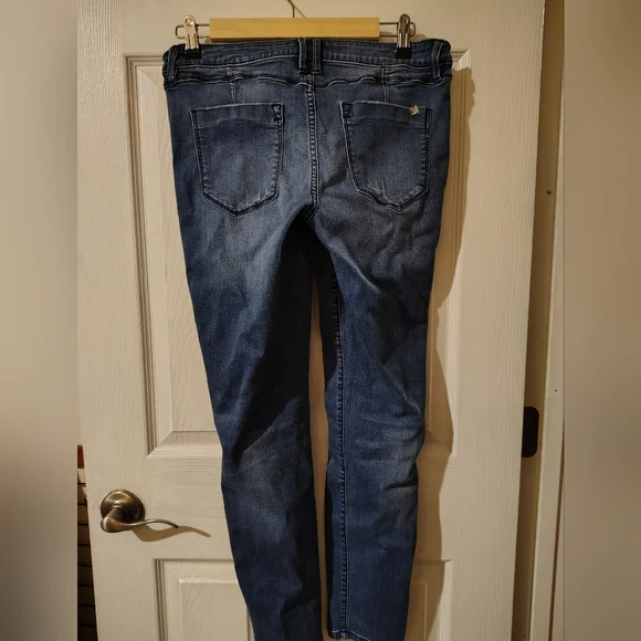 Bebe Honkytonk Wash Jeans - Size 30 (10) - Picture 4 of 10